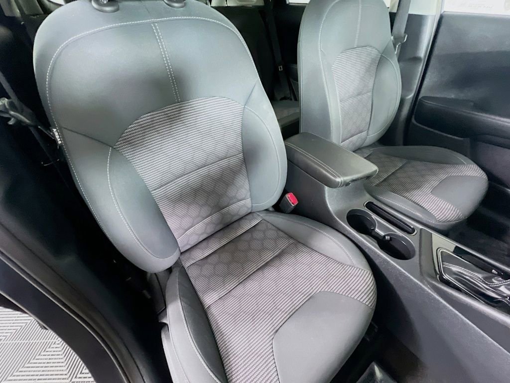 Used 2022 Kia Niro LXS image 25