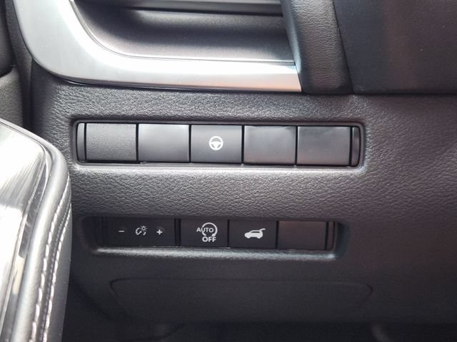 Used 2026 Nissan Rogue Dark Armor FWD image 24