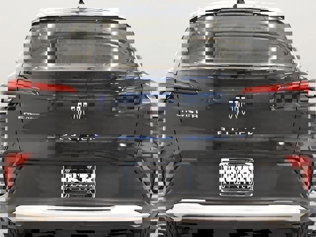 Used 2025 Buick Envista Preferred image 11