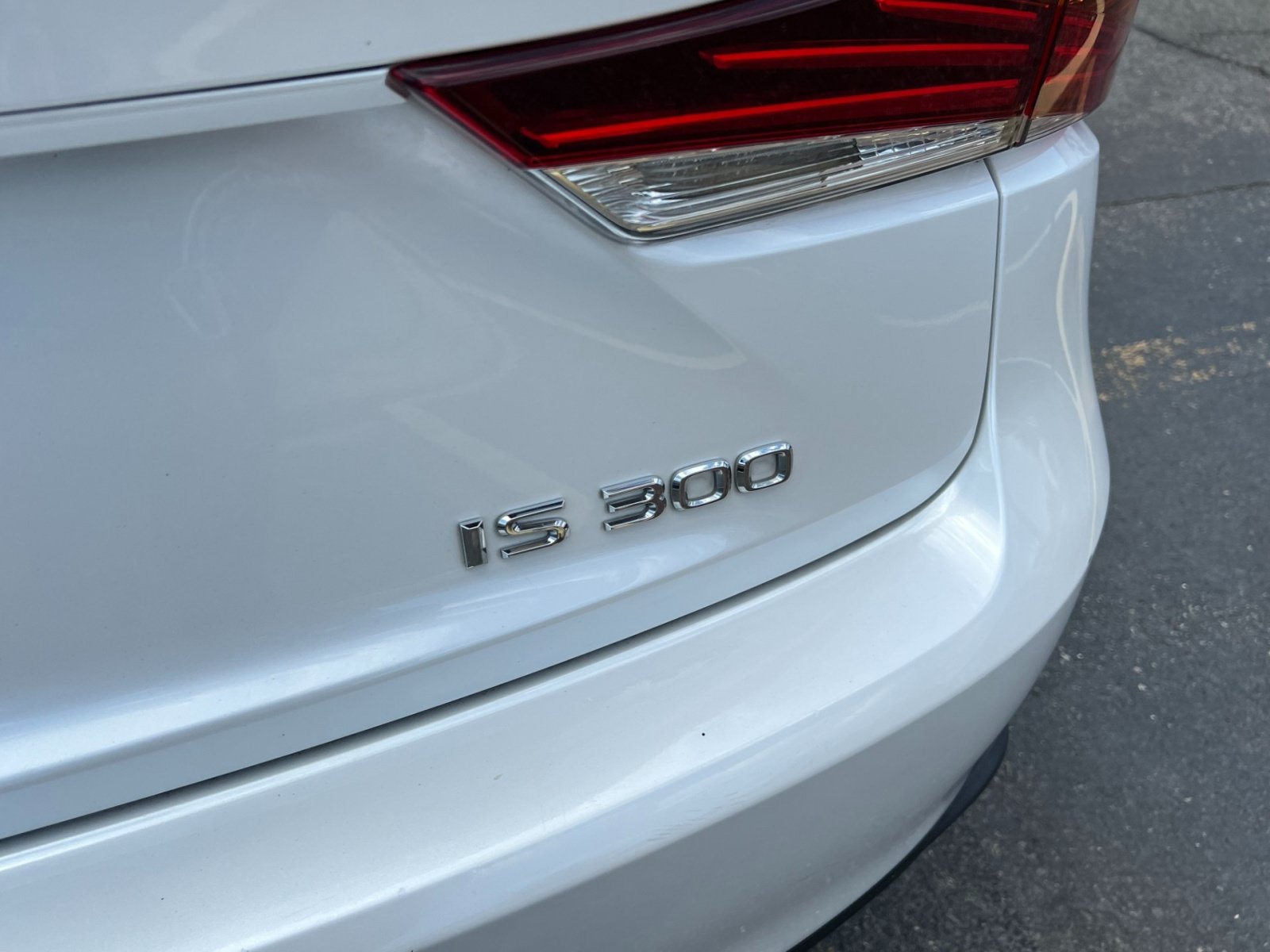 Used 2020 Lexus IS 300 w/ Accessory Package RWD image 11