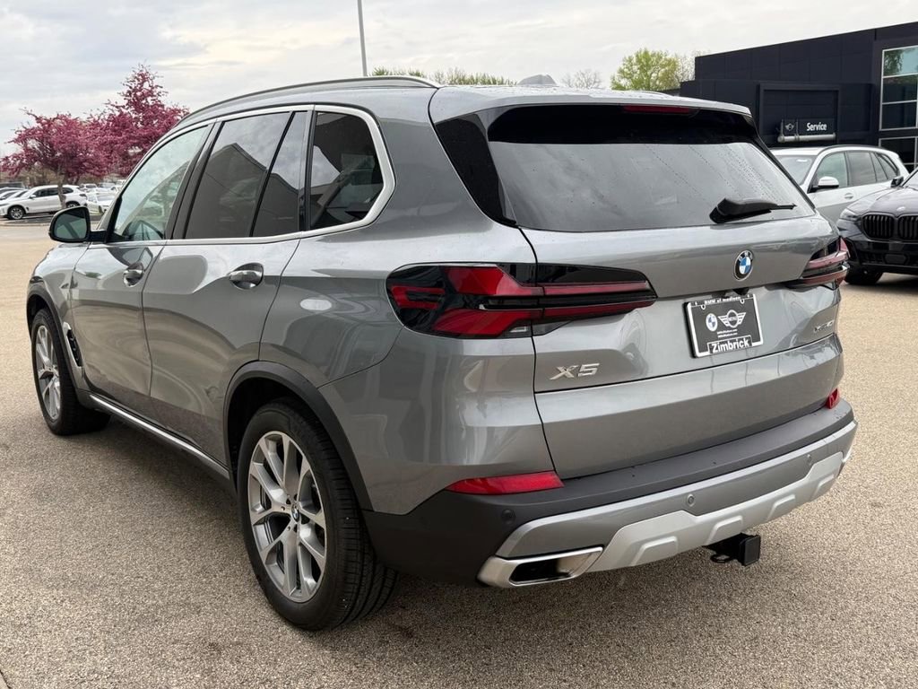 Certified 2024 BMW X5 xDrive40i w/ Premium Package AWD/4WD image 6