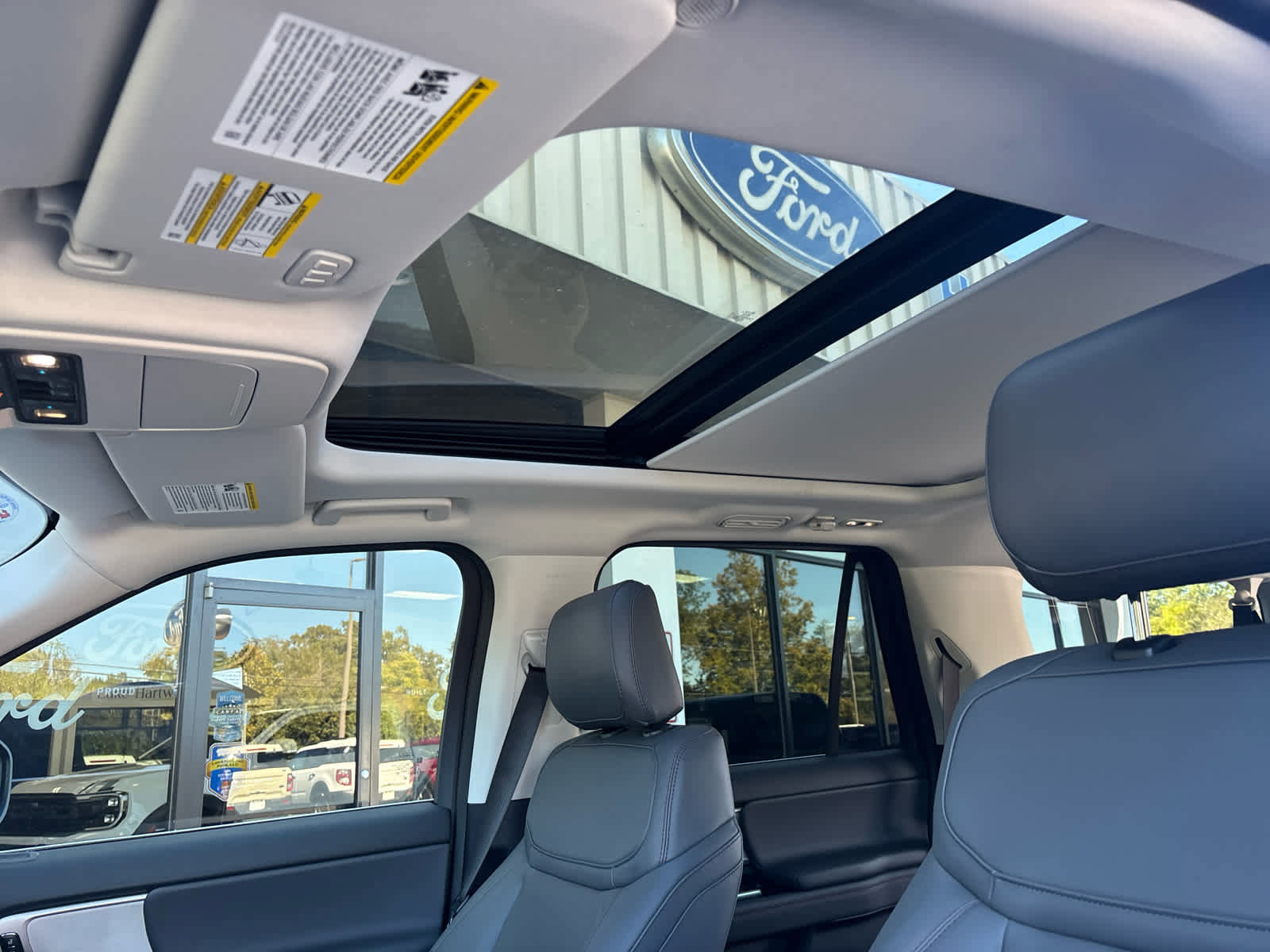 New 2025 Ford Expedition Max Active image 9