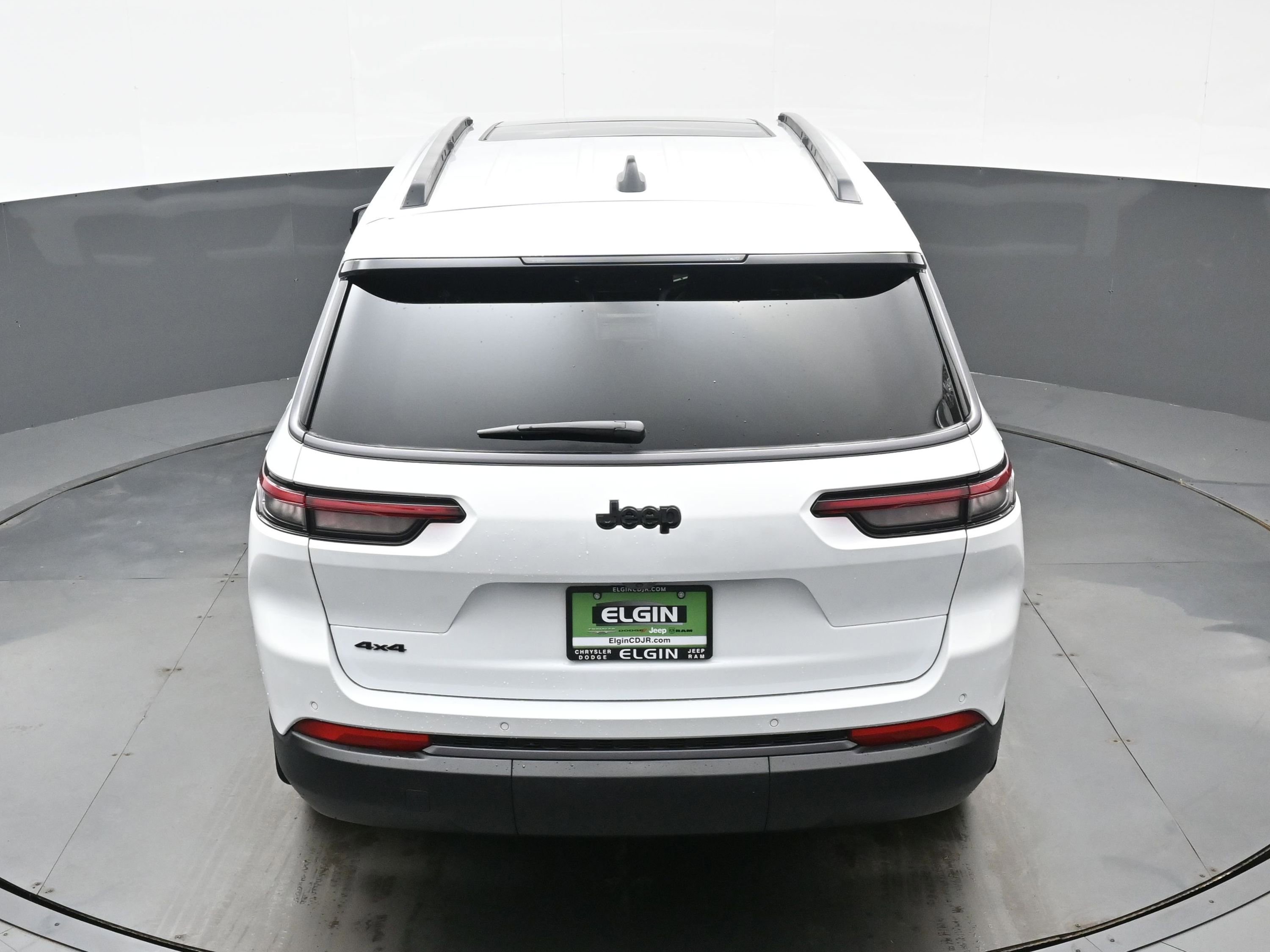 New 2026 Jeep Grand Cherokee L Limited w/ Limited Altitude Package AWD/4WD image 22