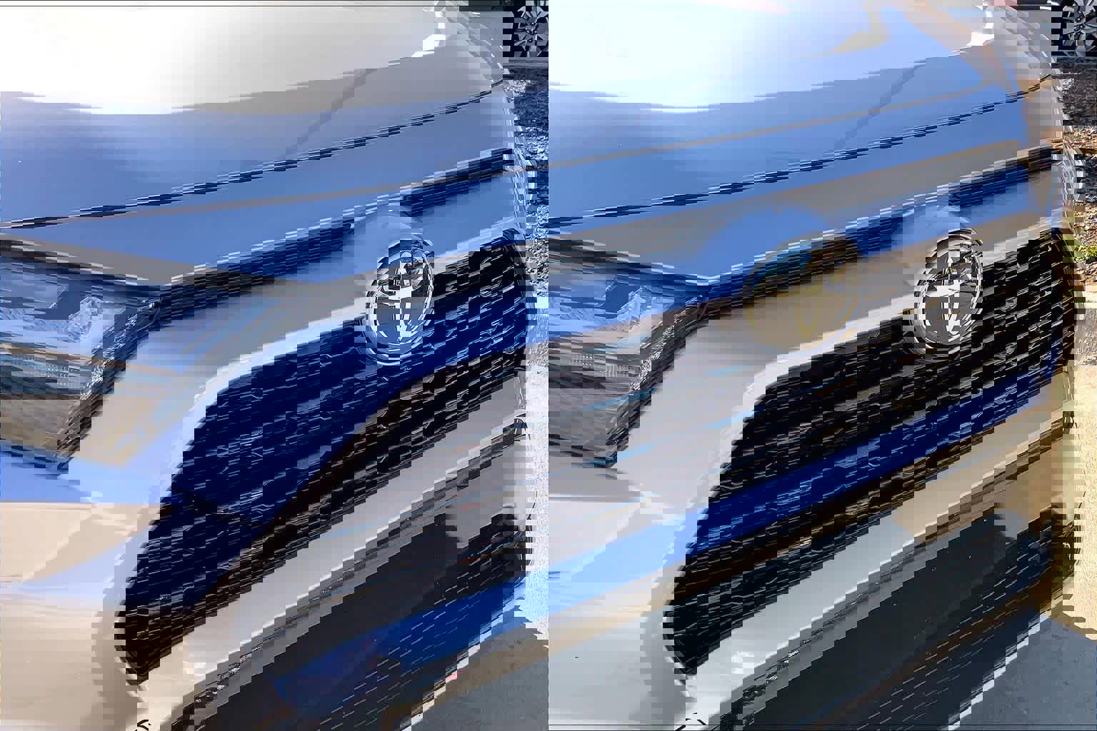 Used 2025 Toyota RAV4 XSE image 31