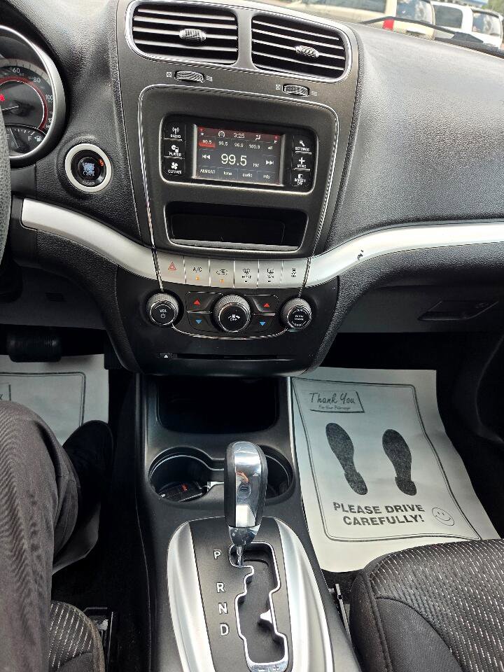 Used 2013 Dodge Journey SXT image 20