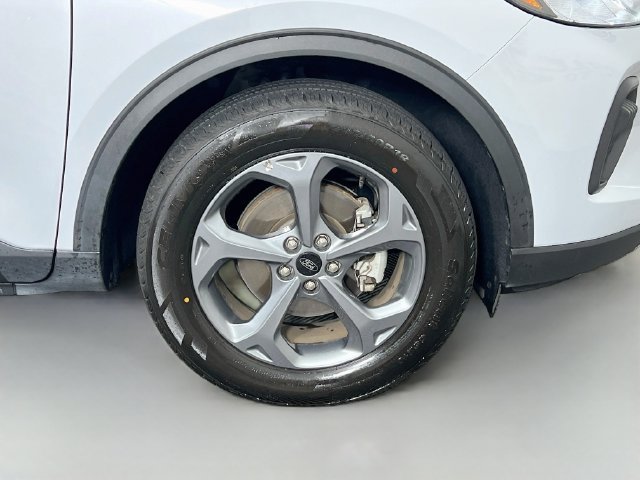 Used 2025 Ford Escape ST-Line AWD/4WD image 35