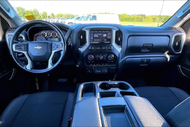 Used 2020 Chevrolet Silverado 1500 LT w/ Texas Edition AWD/4WD image 8