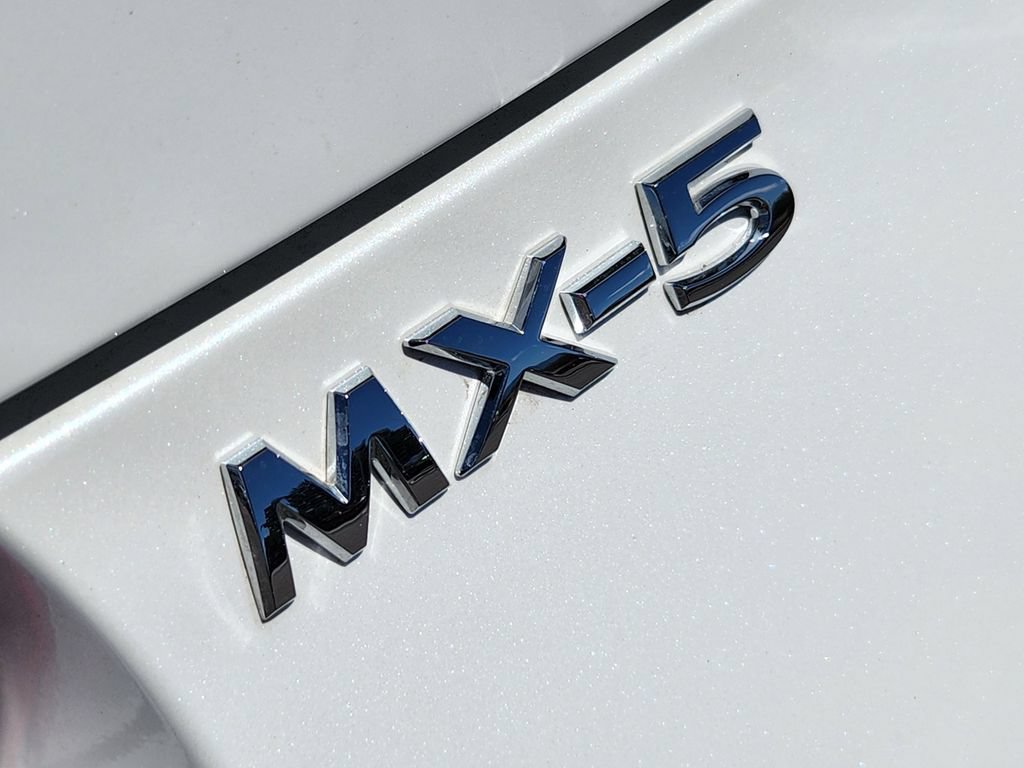 New 2026 MAZDA MX-5 Miata Club w/ Weather Package RWD image 31