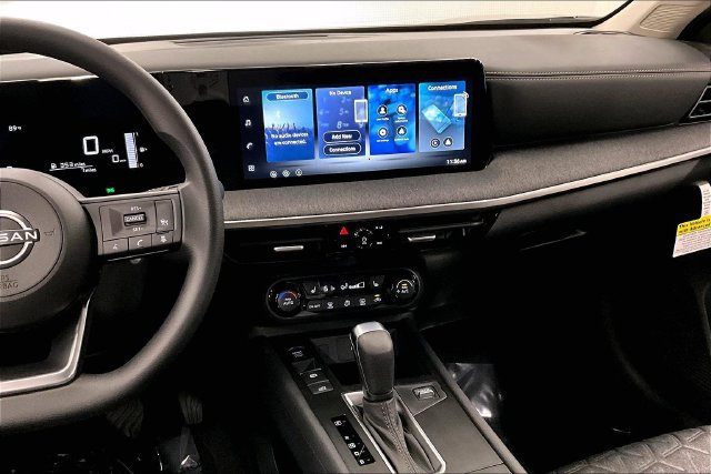 New 2026 Nissan Kicks SV w/ Cold Weather Package FWD image 8