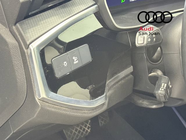 Used 2024 Audi Q3 2.0T Premium Plus image 34