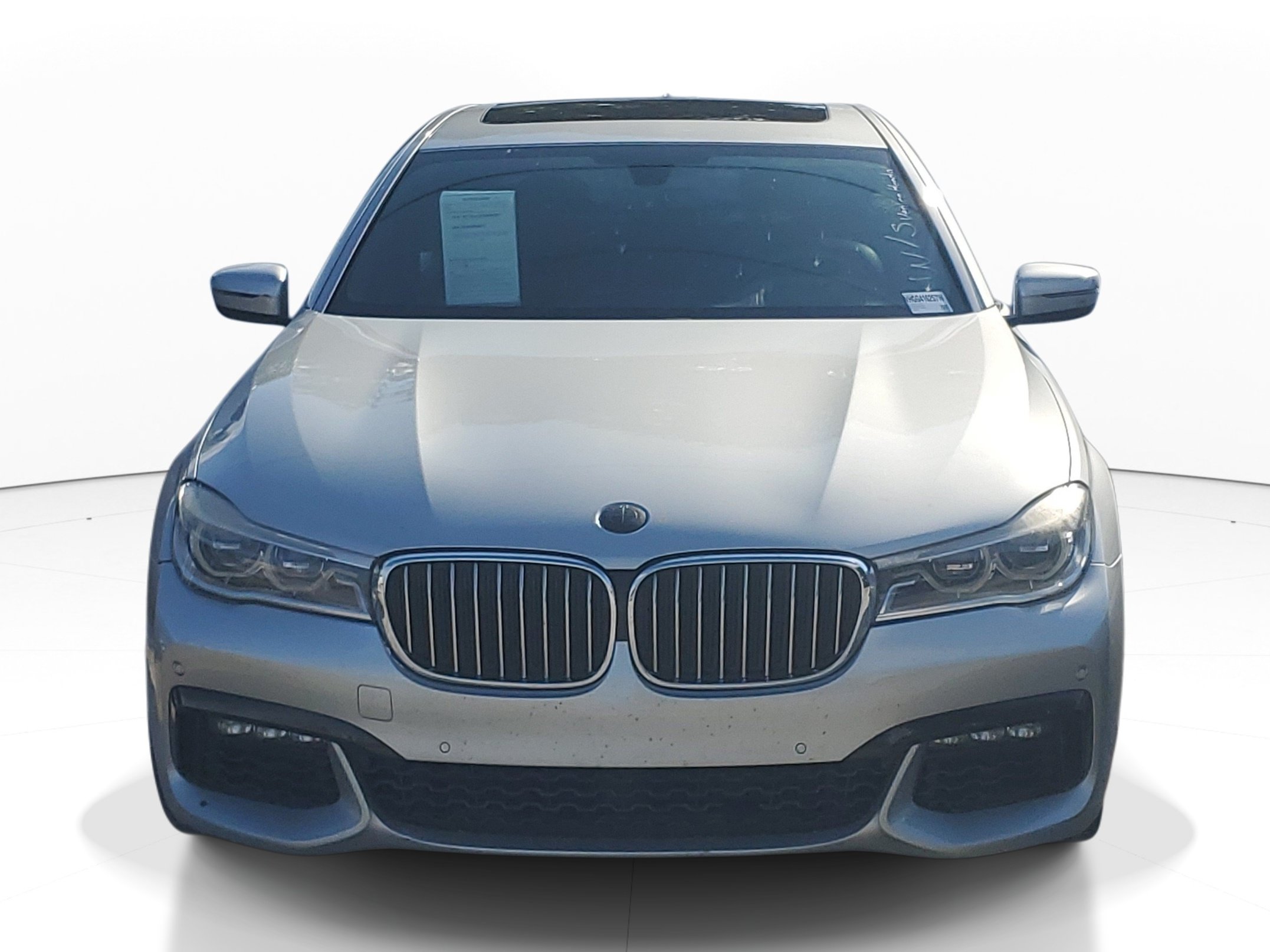 Used 2016 BMW 750i xDrive AWD/4WD image 2
