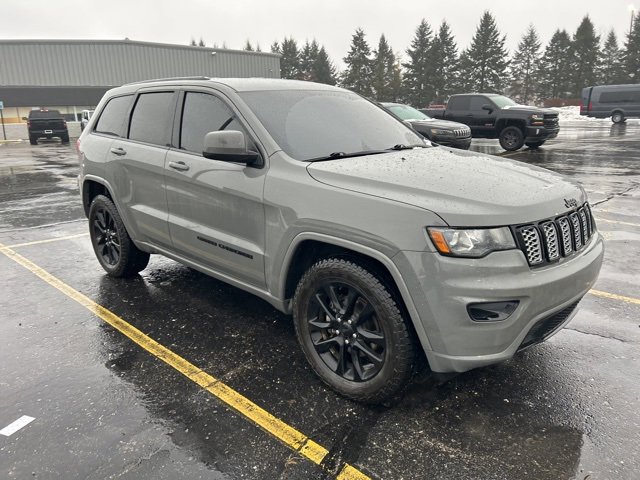 Certified 2020 Jeep Grand Cherokee Altitude image 5