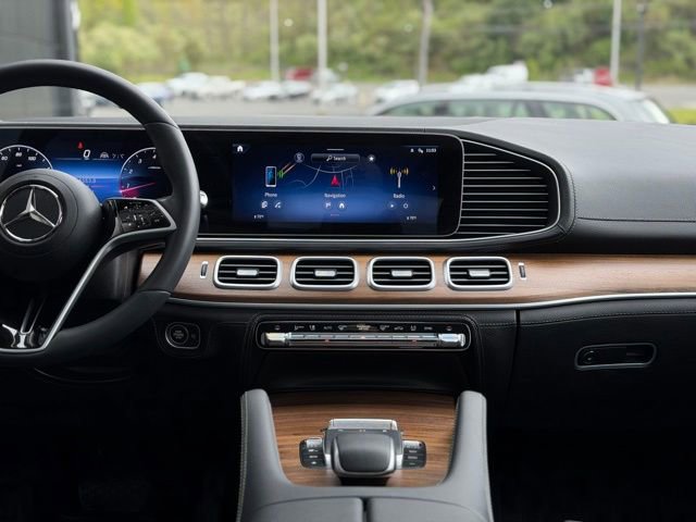 Used 2024 Mercedes-Benz GLE 450 4MATIC image 33