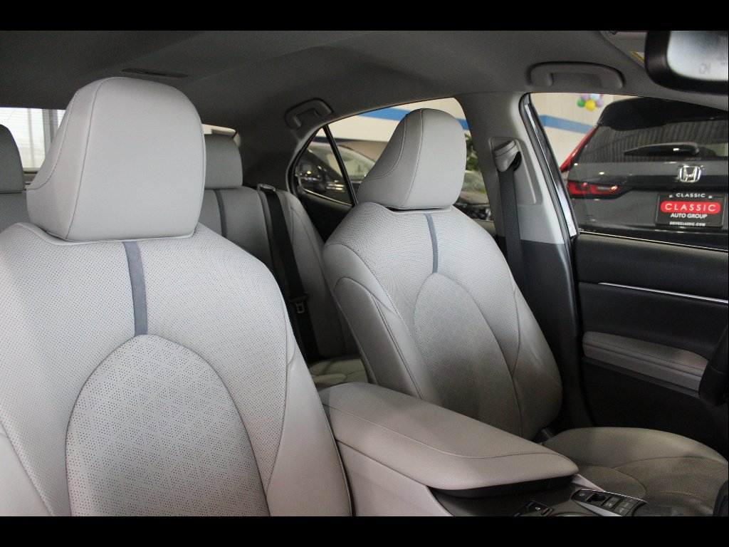 Used 2021 Toyota Camry XSE w/ Navigation Upgrade Package FWD image 24