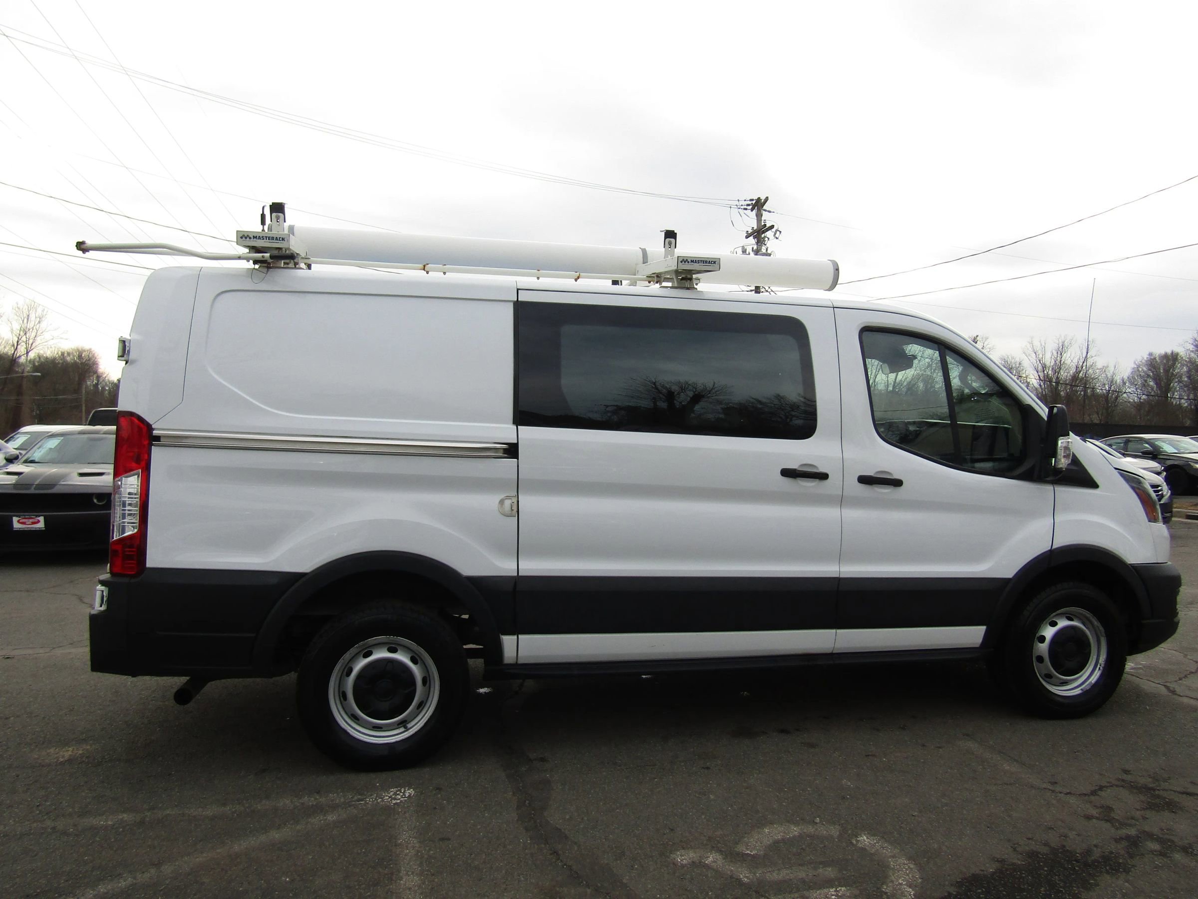 Used 2020 Ford Transit 250 Low Roof w/ Load Area Protection Package RWD image 8