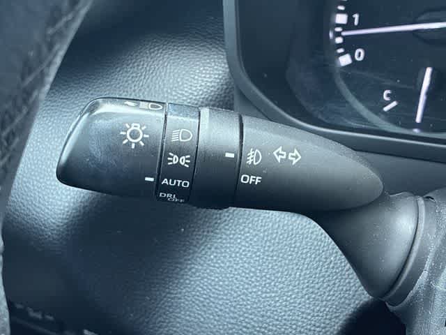 Used 2022 Toyota Tundra SR5 w/ TRD Sport Package AWD/4WD image 27