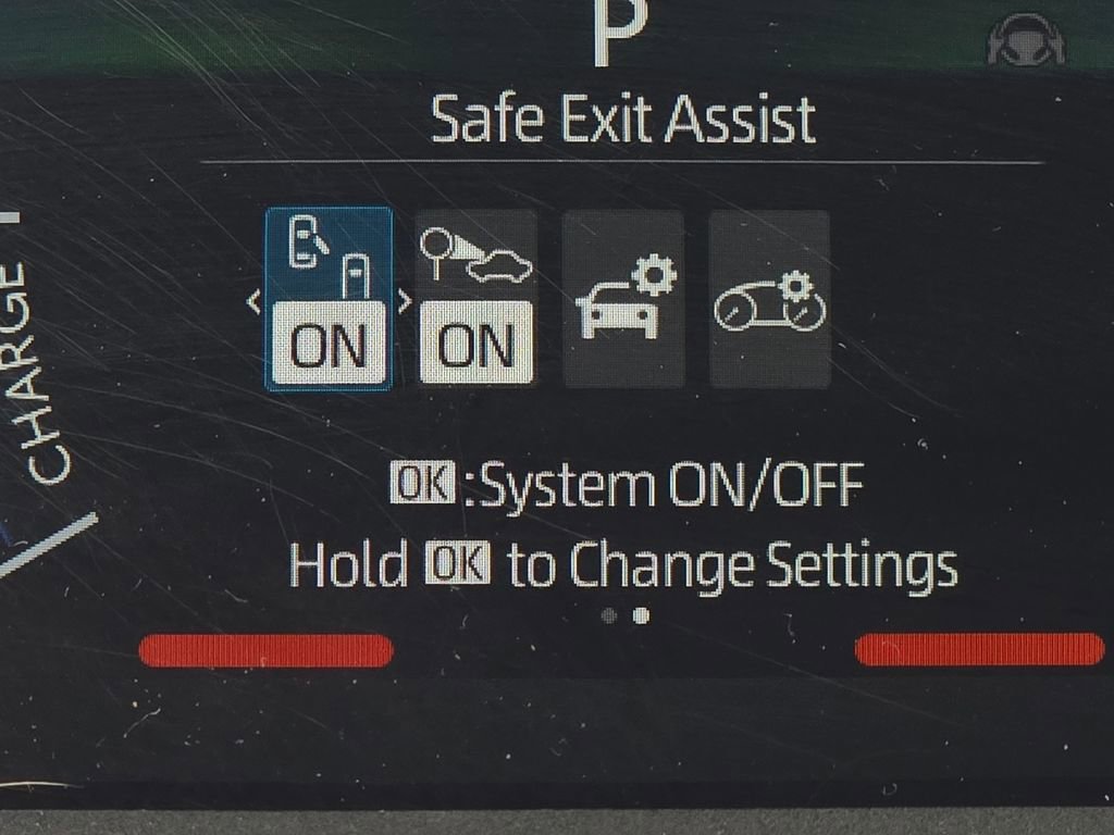 Used 2025 Toyota Camry SE w/ Convenience Package image 22