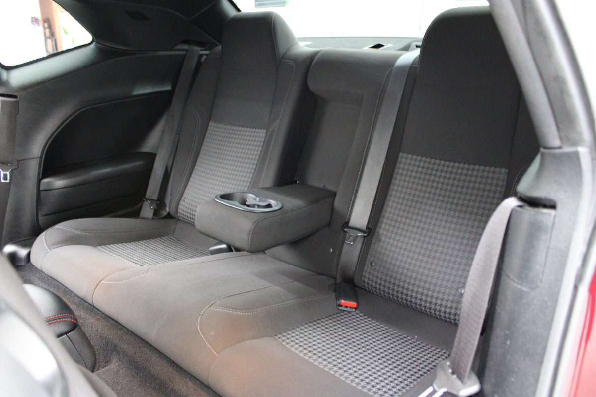 Used 2020 Dodge Challenger SXT image 8