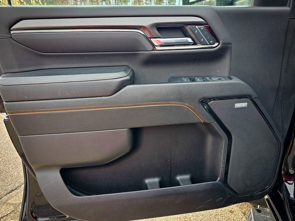 Certified 2024 GMC Sierra 2500 AT4 w/ AT4 Preferred Package image 10