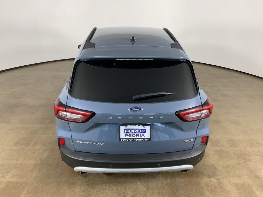 Used 2023 Ford Escape Platinum w/ Premium Technology Package image 11