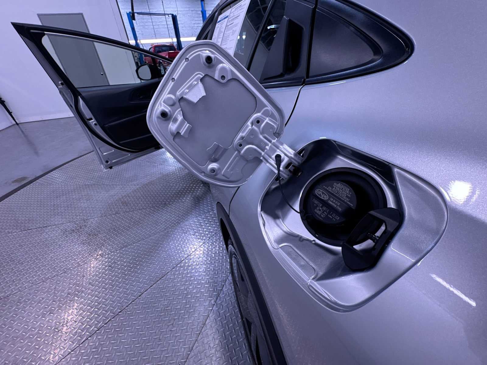Used 2023 Toyota Prius LE FWD image 31