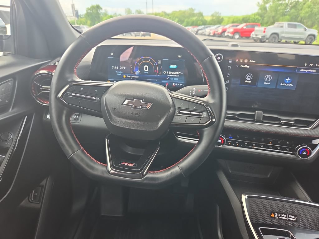 Certified 2025 Chevrolet Equinox RS w/ Safety and Technology Package AWD/4WD image 12