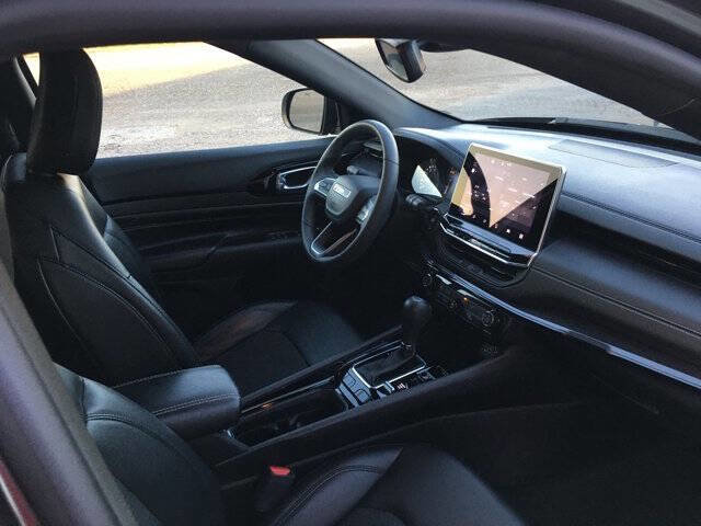 Used 2022 Jeep Compass Latitude image 22