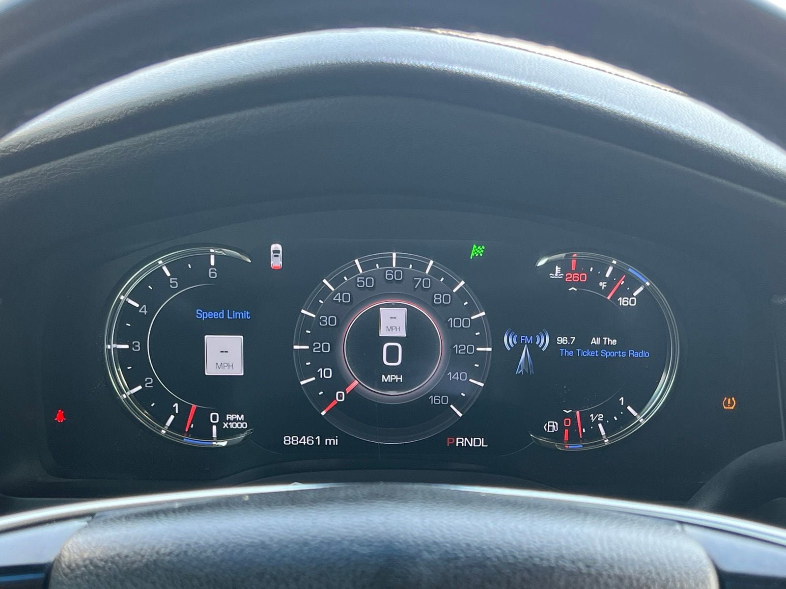 Used 2018 Cadillac Escalade Luxury RWD image 35