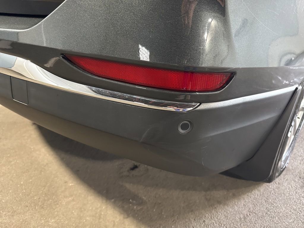 Used 2020 Chevrolet Equinox LT image 19