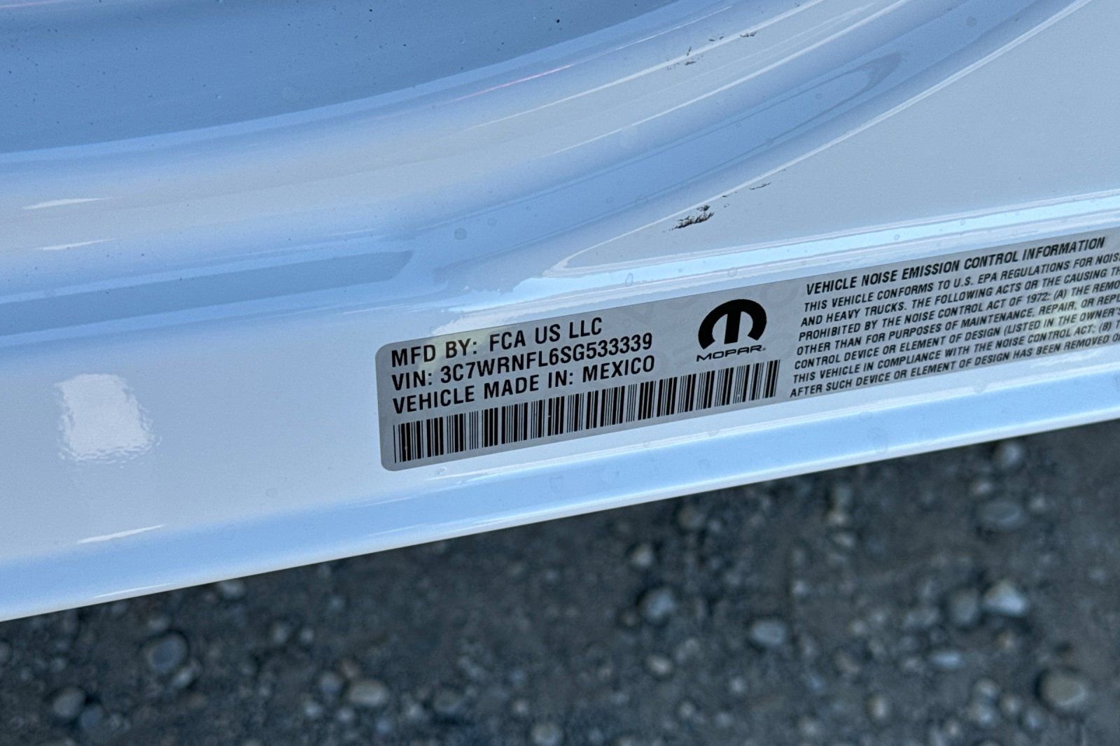 New 2025 RAM 5500 Tradesman AWD/4WD image 32