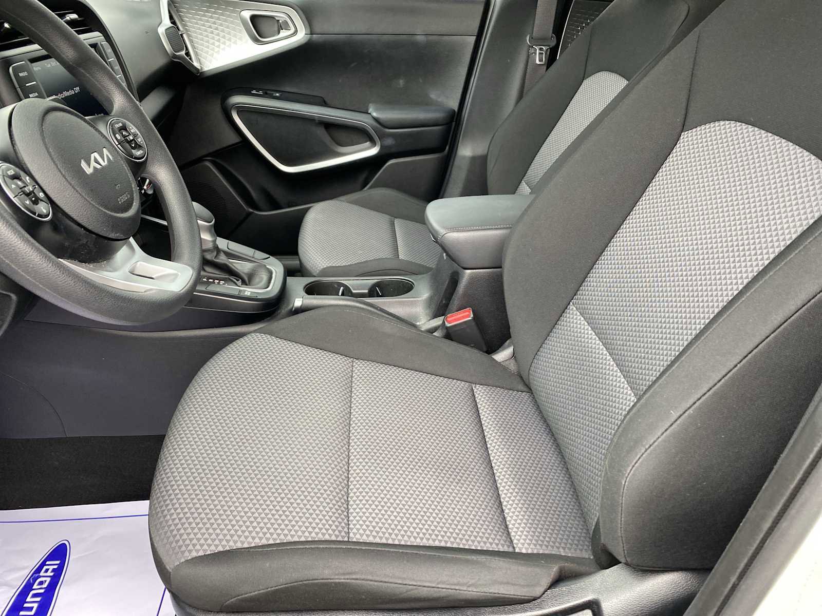 Used 2022 Kia Soul LX w/ Technology Package image 25