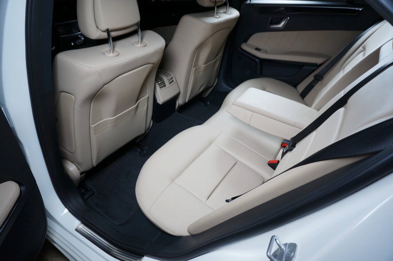 Used 2012 Mercedes-Benz E 350 Sedan image 23
