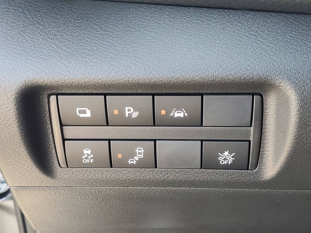 New 2025 Nissan Kicks Play S FWD image 20