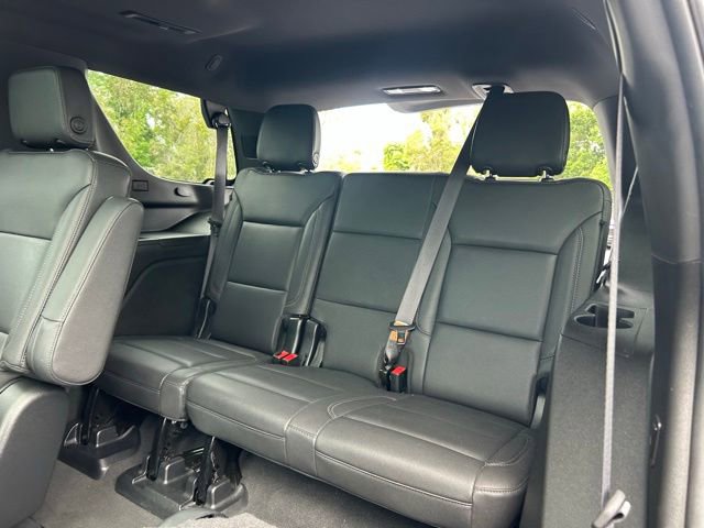 Used 2023 Chevrolet Tahoe LT w/ Luxury Package AWD/4WD image 16