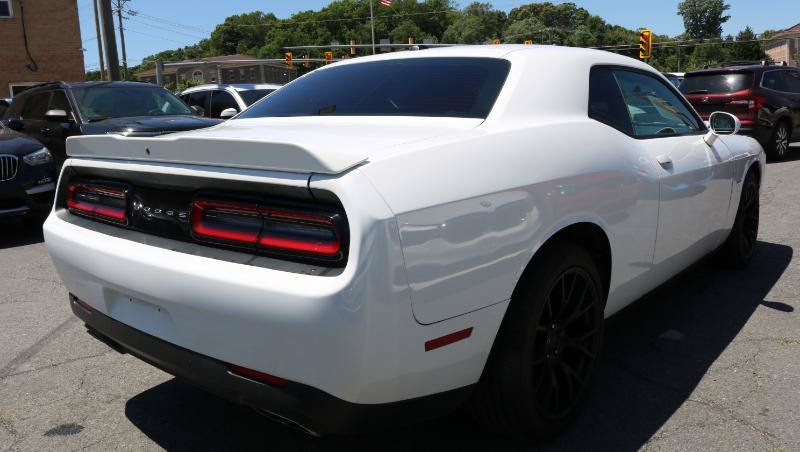 Used 2015 Dodge Challenger R/T w/ Quick Order Package 22B R/T RWD image 7