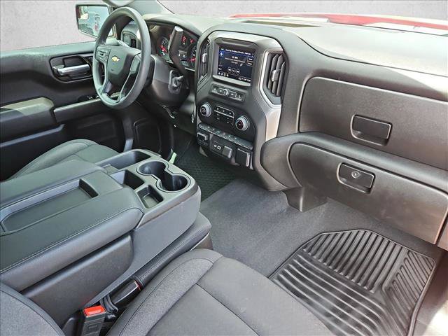 Certified 2025 Chevrolet Silverado 1500 Custom w/ Turbomax Blackout Package RWD image 28