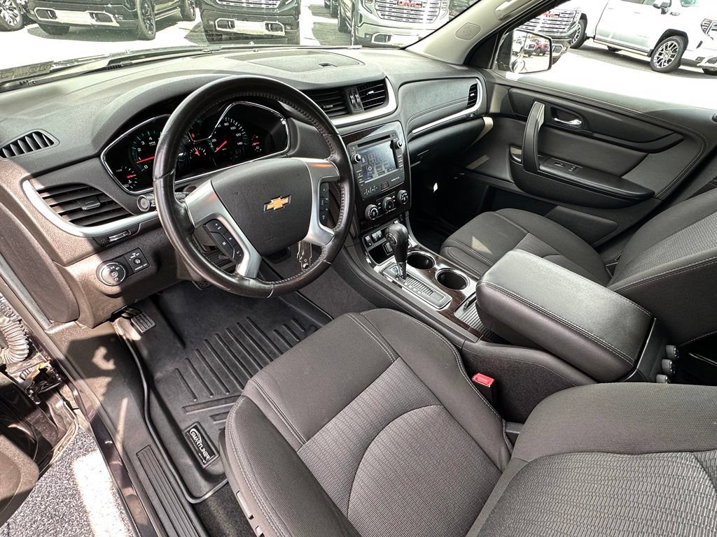 Used 2017 Chevrolet Traverse LT w/ Style and Technology Package AWD/4WD image 22