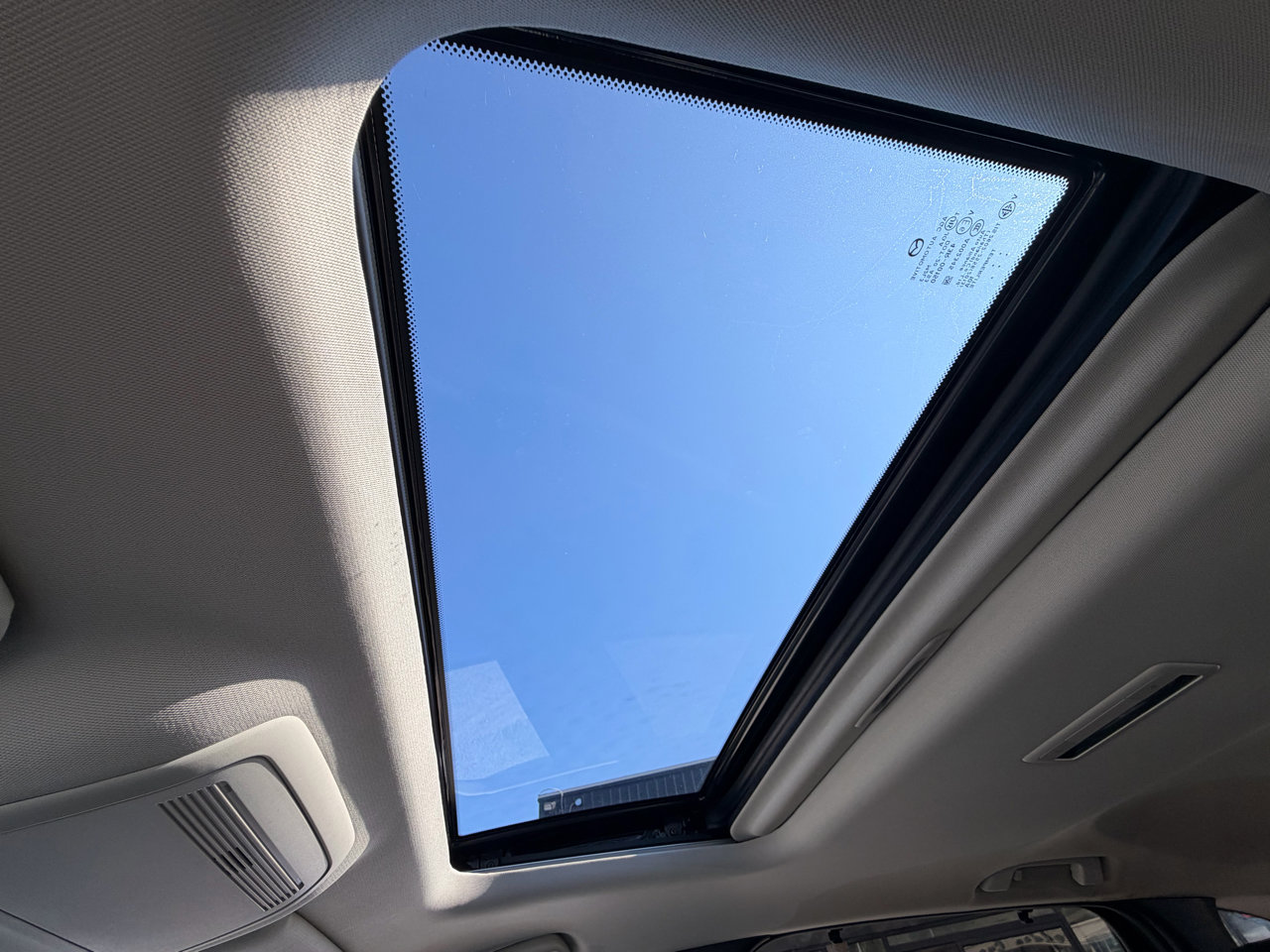 Used 2024 MAZDA CX-90 Plug-In Hybrid w/ Preferred image 31