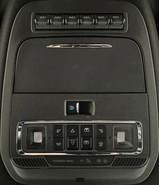 Used 2025 Ford F450 Platinum w/ FX4 Off-Road Package AWD/4WD image 41