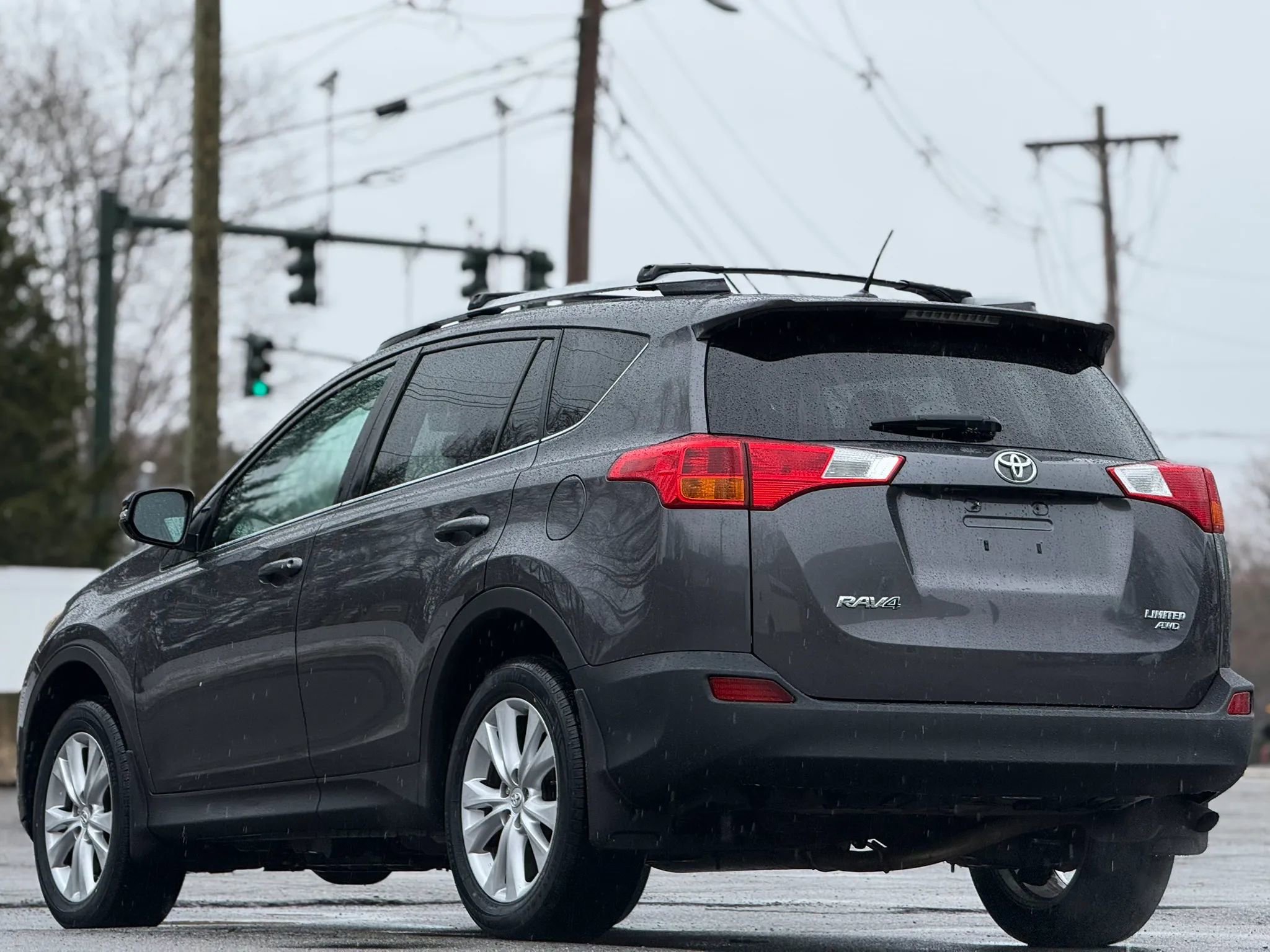 Used 2015 Toyota RAV4 Limited image 5