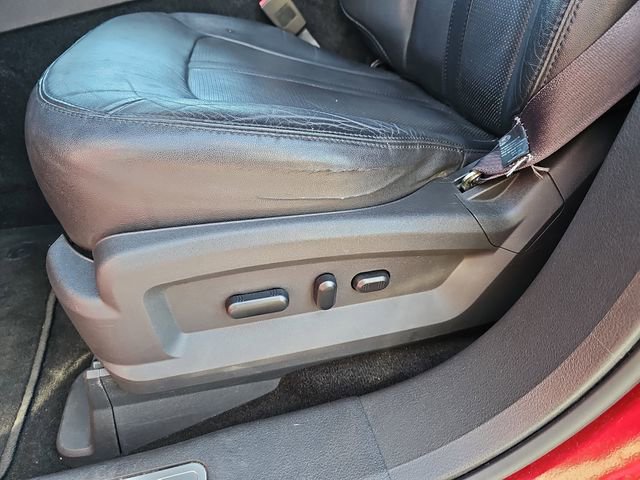 Used 2013 Lincoln MKX Base image 16