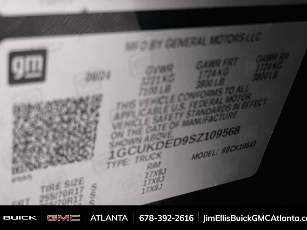 Used 2025 Chevrolet Silverado 1500 LT image 33