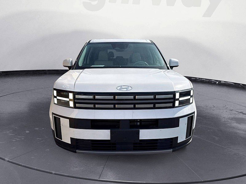 Used 2025 Hyundai Santa Fe SE image 8