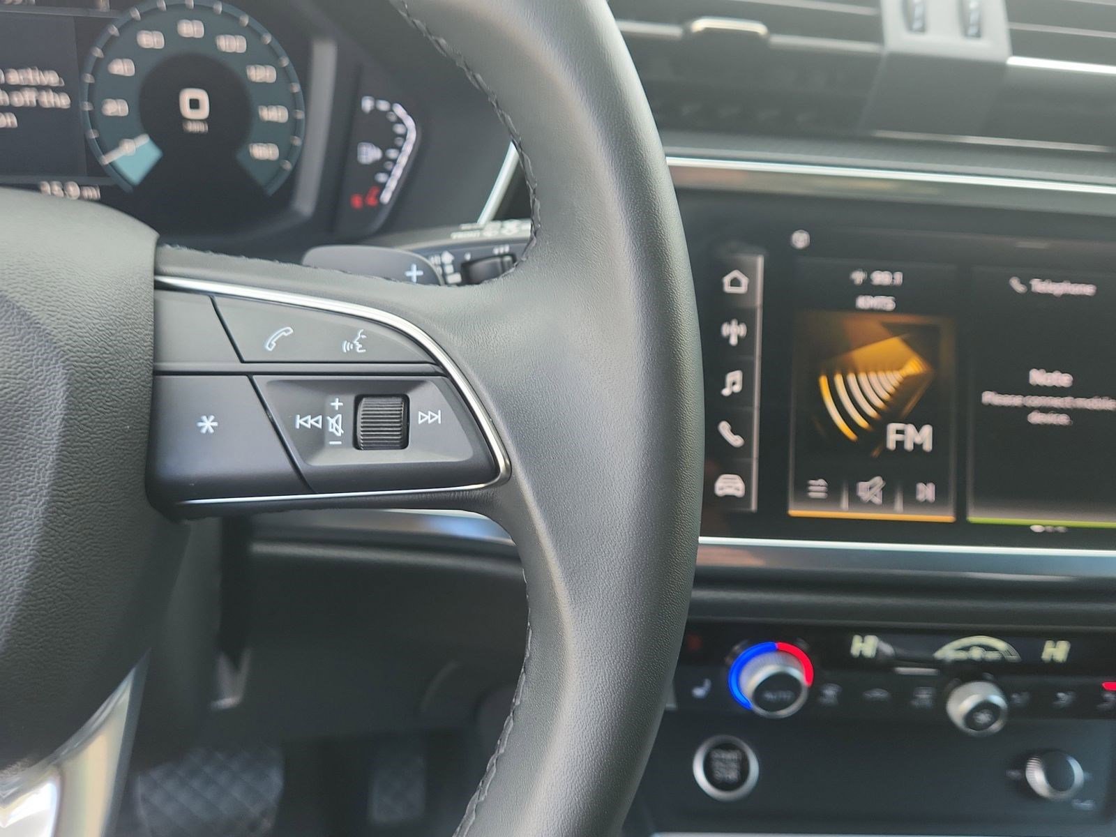 Certified 2025 Audi Q3 2.0T Premium w/ Convenience Package image 22