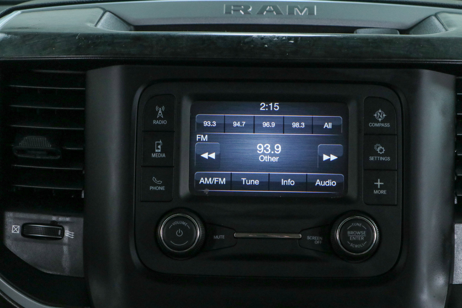 Used 2019 RAM 1500 Big Horn AWD/4WD image 19