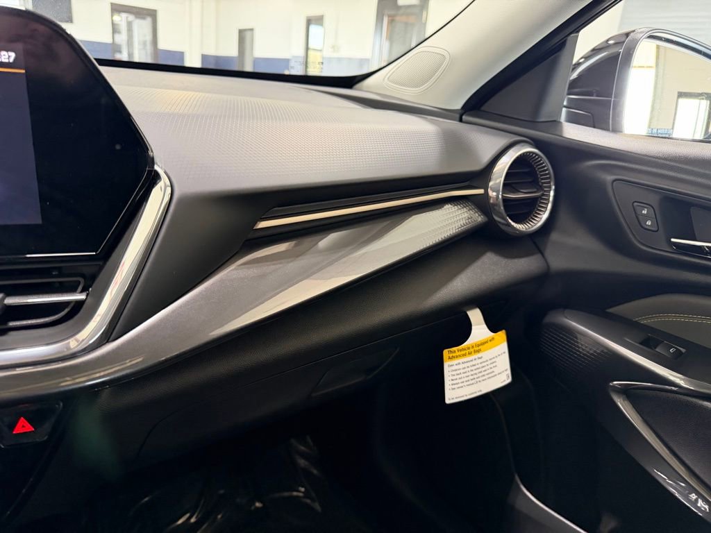 New 2026 Chevrolet Trax ACTIV w/ Sunroof Package image 24