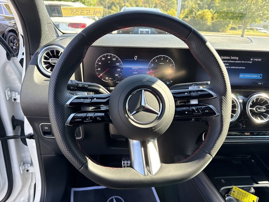 Certified 2025 Mercedes-Benz GLA 250 image 24