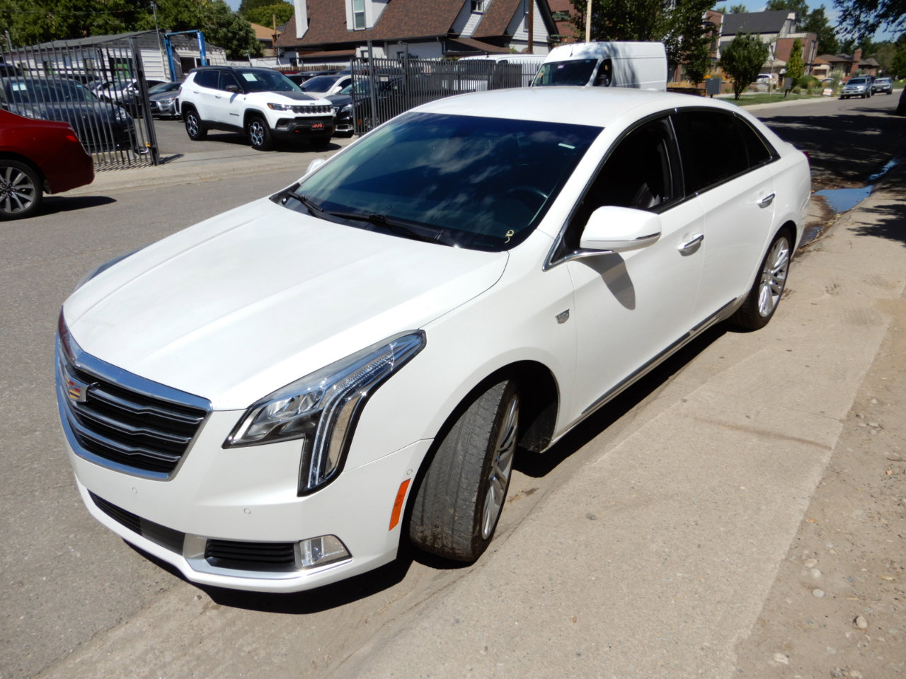 Used 2019 Cadillac XTS Luxury image 8