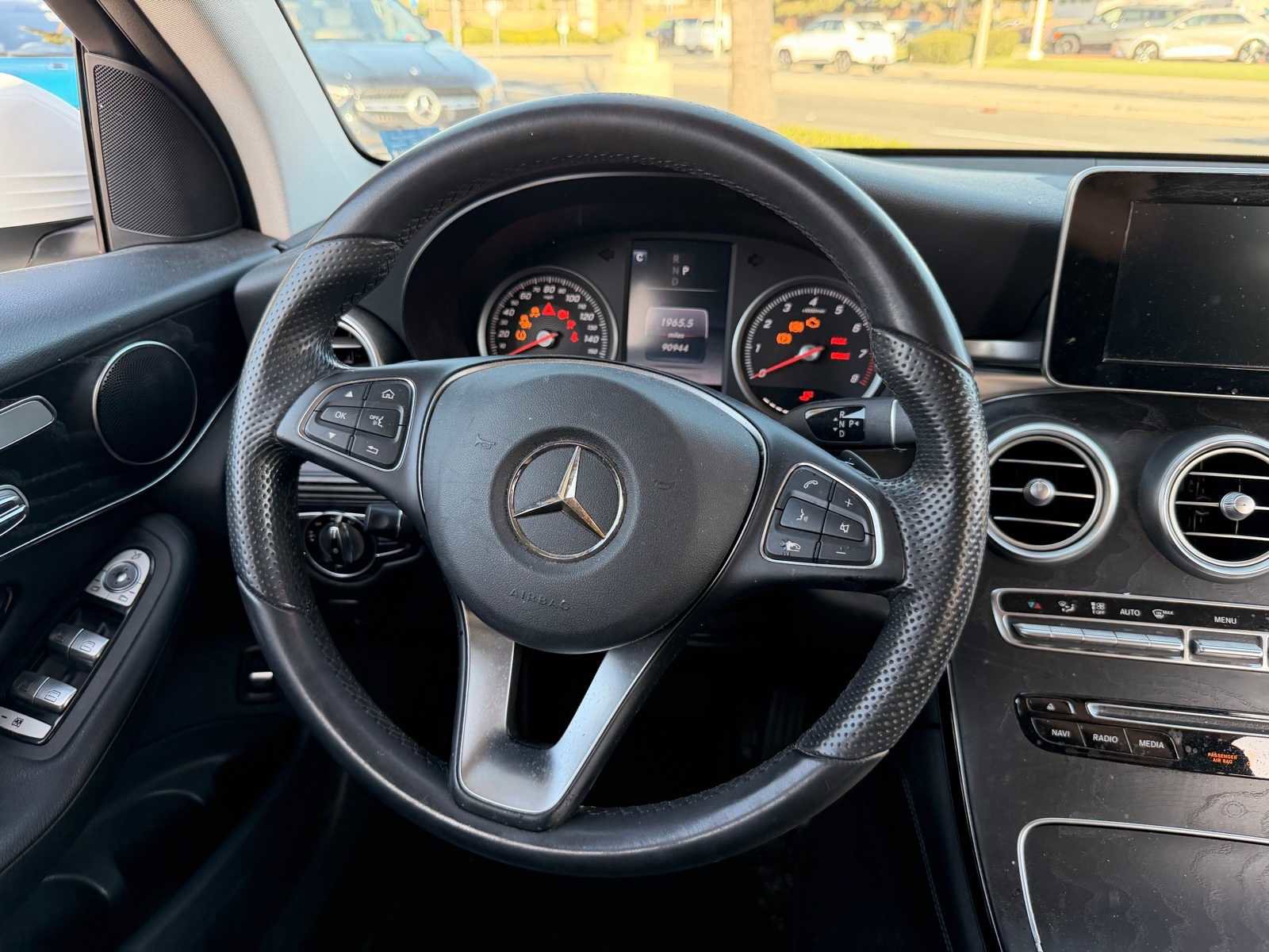 Used 2016 Mercedes-Benz GLC 300 image 17