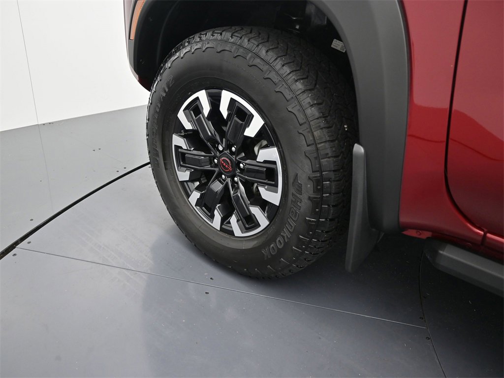 Used 2024 Nissan Frontier PRO-4X w/ Off-Road Protection Package image 11